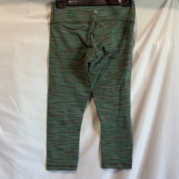 lululemon athletica Green Heathered Leggings - Picture 4 of 8